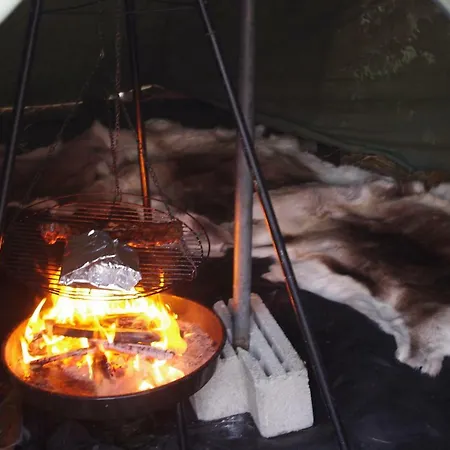 Stranda Bed And Fishing Campsite Eidsdal